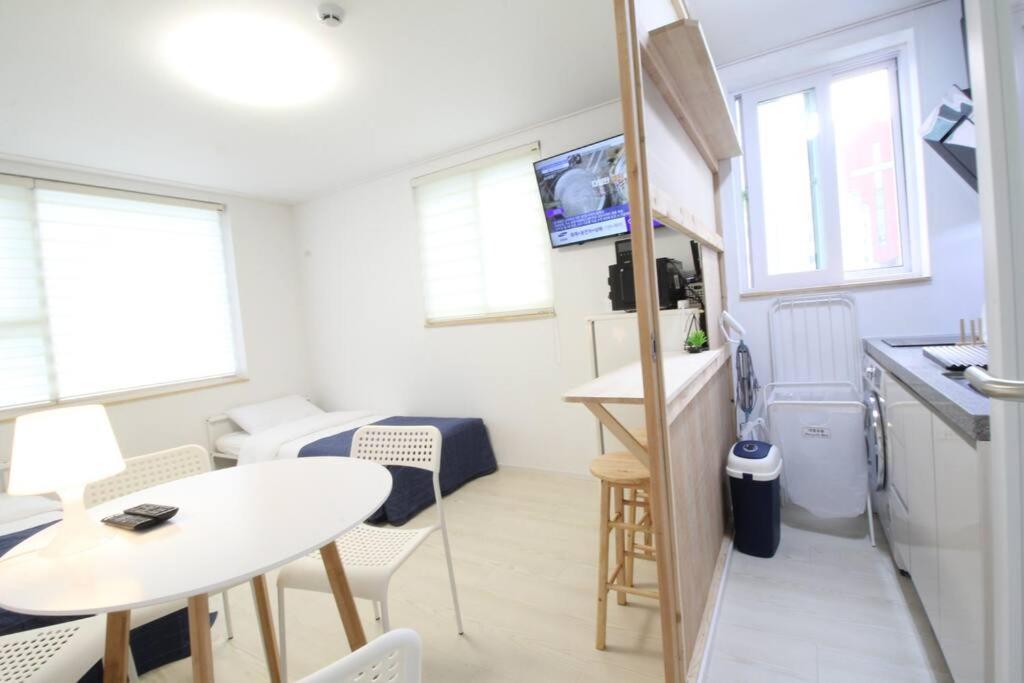 Near Hanriver Park, New Darak Apartment Seoul
