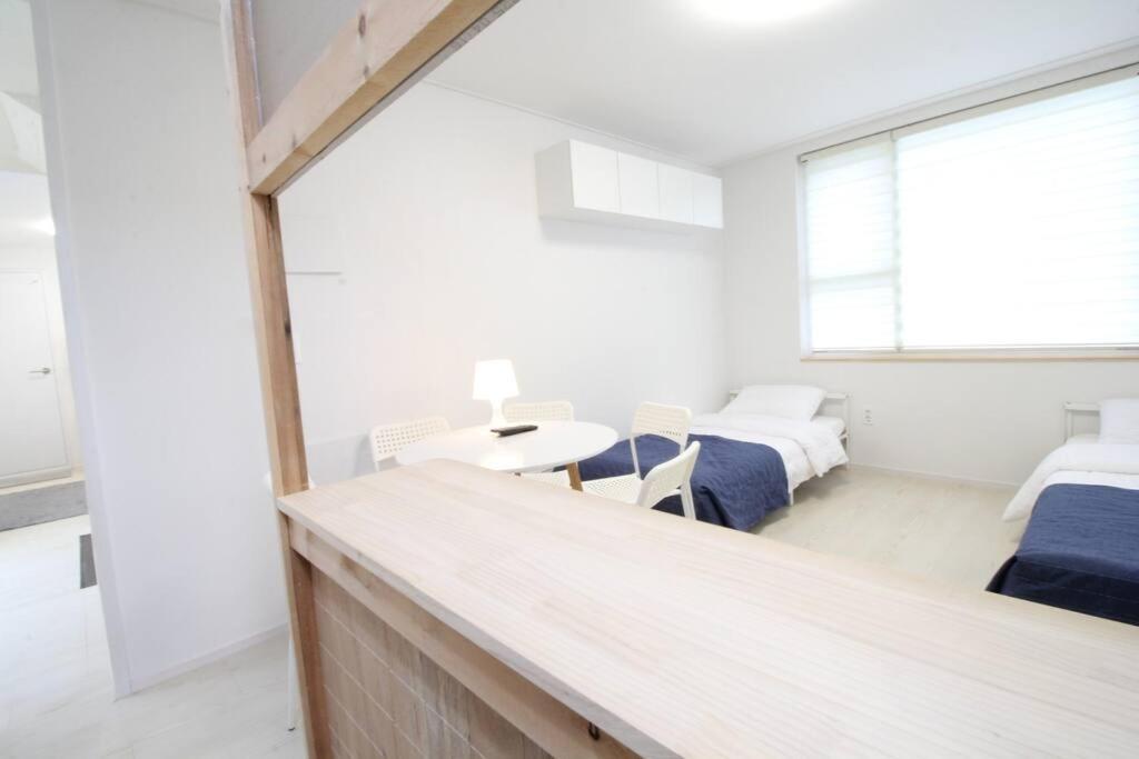 Near Hanriver Park, New Darak Apartment Seoul