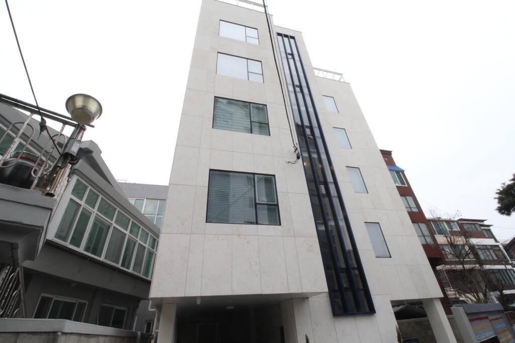 Apartment Near Hanriver Park, New Darak Seoul